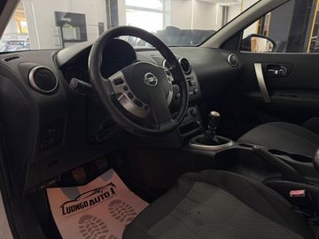 Nissan Qashqai - 11