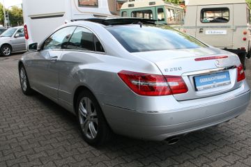 Mercedes E 250 - 3