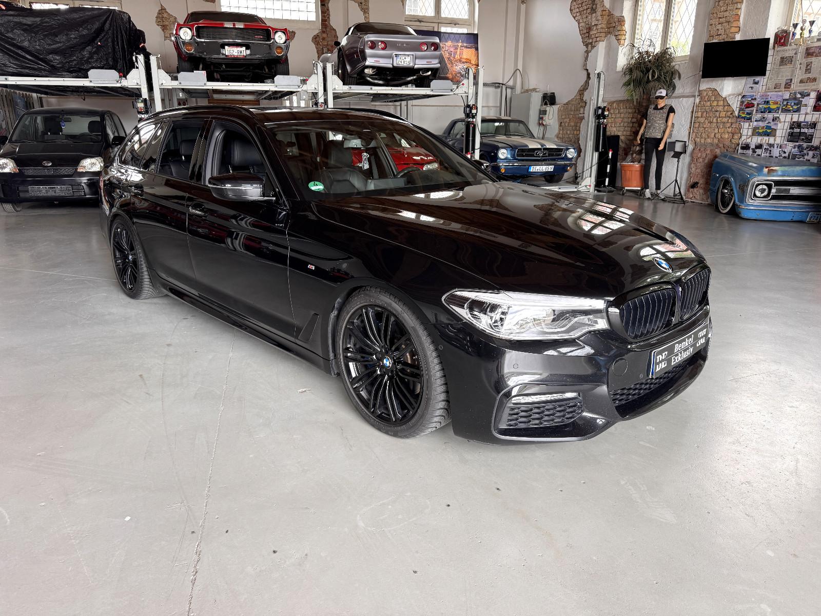 BMW 530 d Touring M Sport [Pano][Head-Up][Inno-Pak]