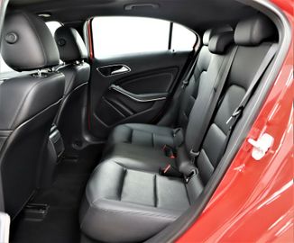 Mercedes A 250 - 11