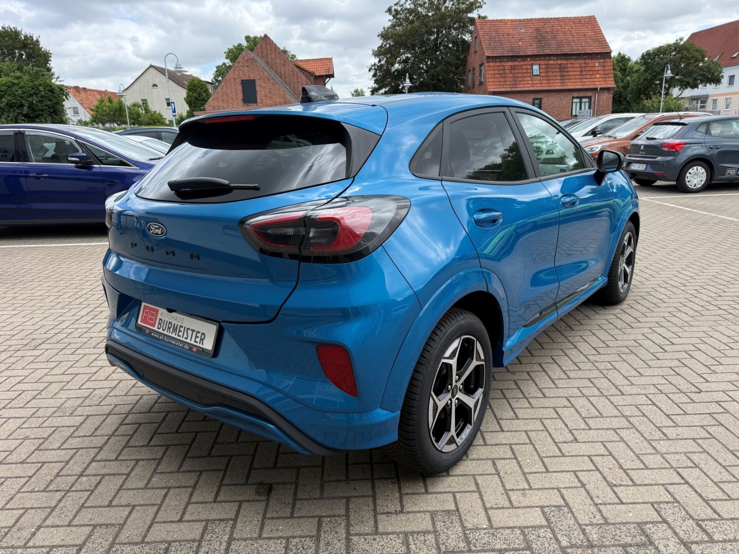 Fahrzeugabbildung Ford Puma ST-Line AHK Navi DIGIKI LED  CarPlay GJR 5J