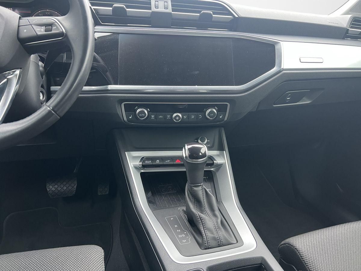 Audi Q3 Sportback 45 TFSI e 180 kW foto 16