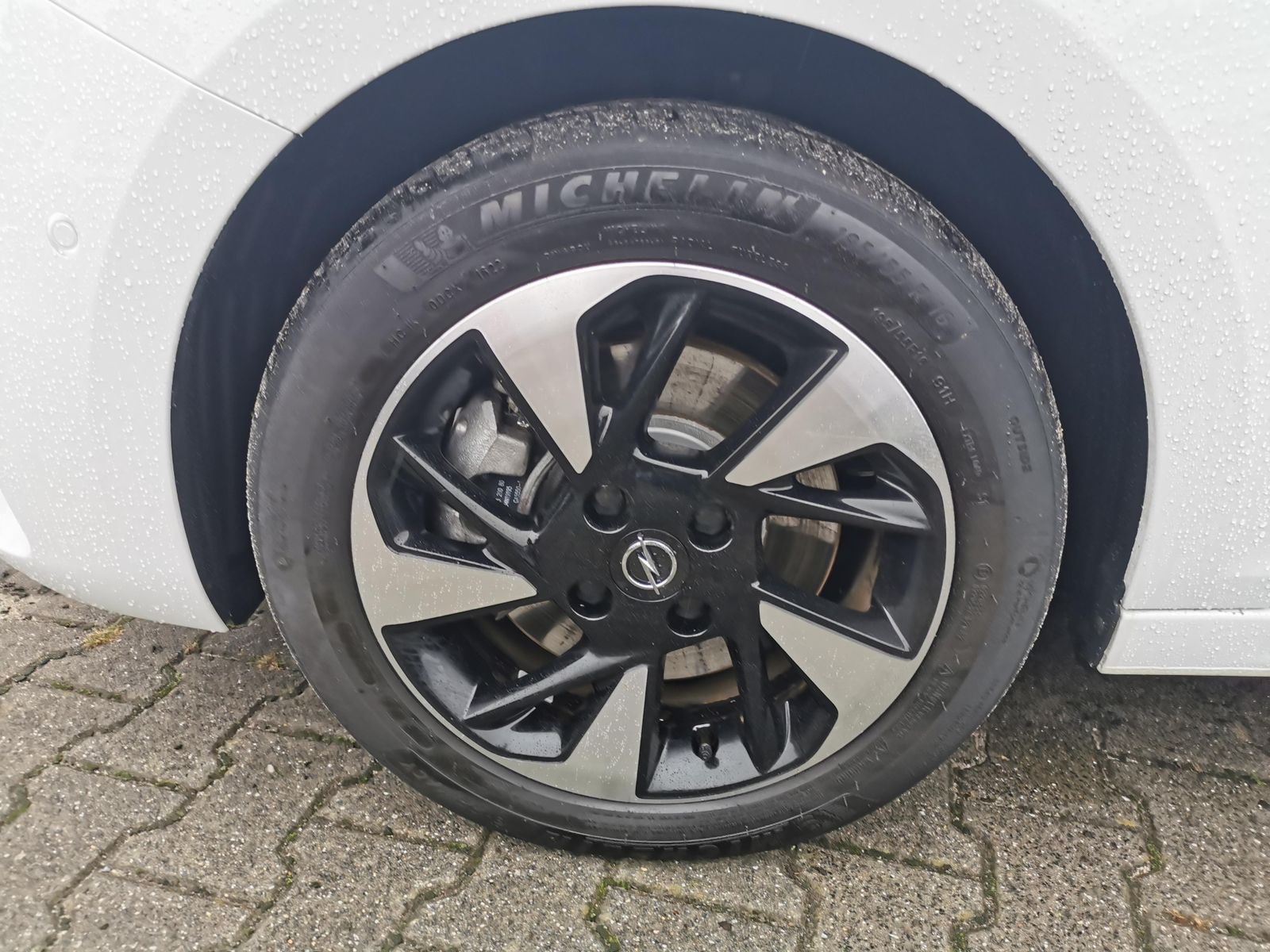 Fahrzeugabbildung Opel Corsa F elektro, Elegance