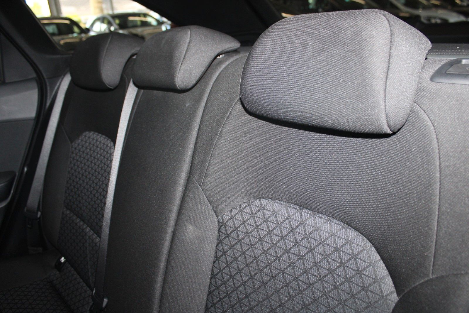 Fahrzeugabbildung Kia cee'd SW Prestige SHZ LHZ Tempomat Kamera uvm.