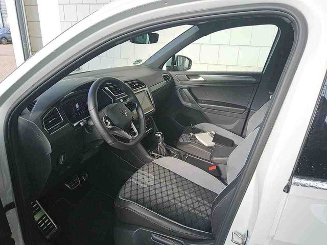 Tiguan 2.0 TDI DSG R-Line 4M LED+KAMERA+AHK+ACC+