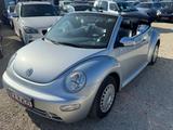 Volkswagen New Beetle Cabriolet 1.6 Highline - Volkswagen New Beetle mit Benzin-Antrieb: Silber, Cabrio, 1.6