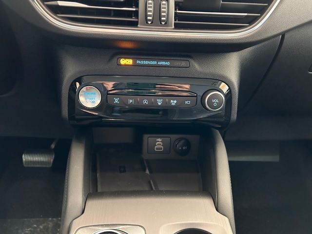 Ford Kuga Titanium 1,5T 185 PS Automatik 5 J. Gar.!