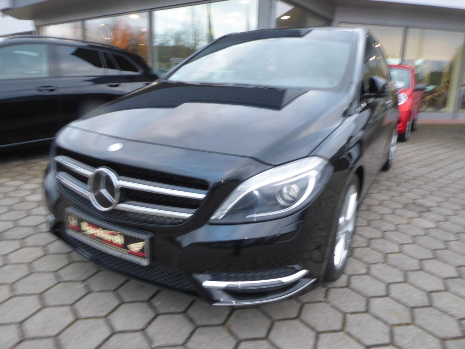 Mercedes-Benz B 200, Xenon, Leder, StHz, PDC