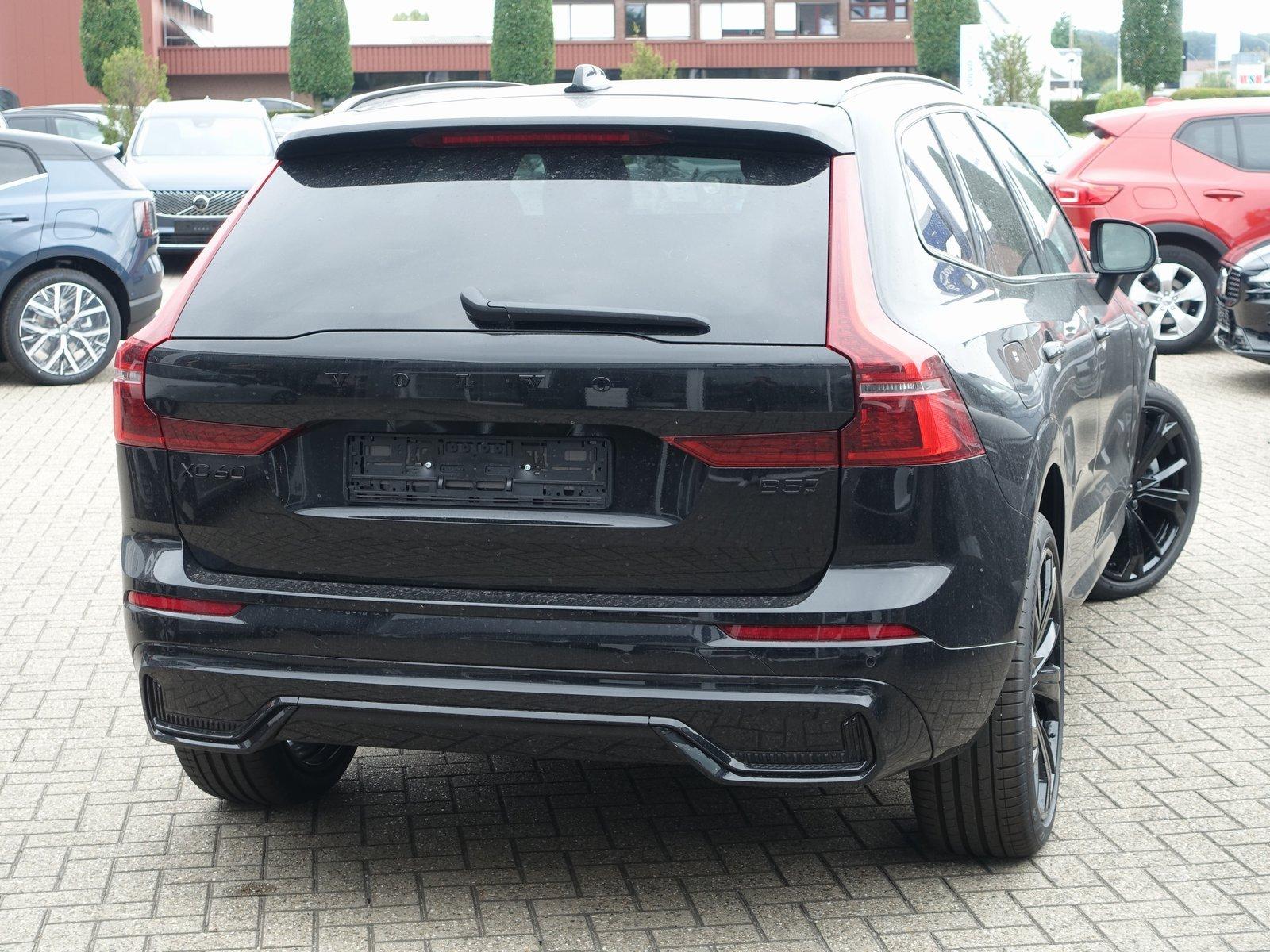 Volvo XC60 Black Edition Plus B5 AWD/H&K/BLIS/Kamera