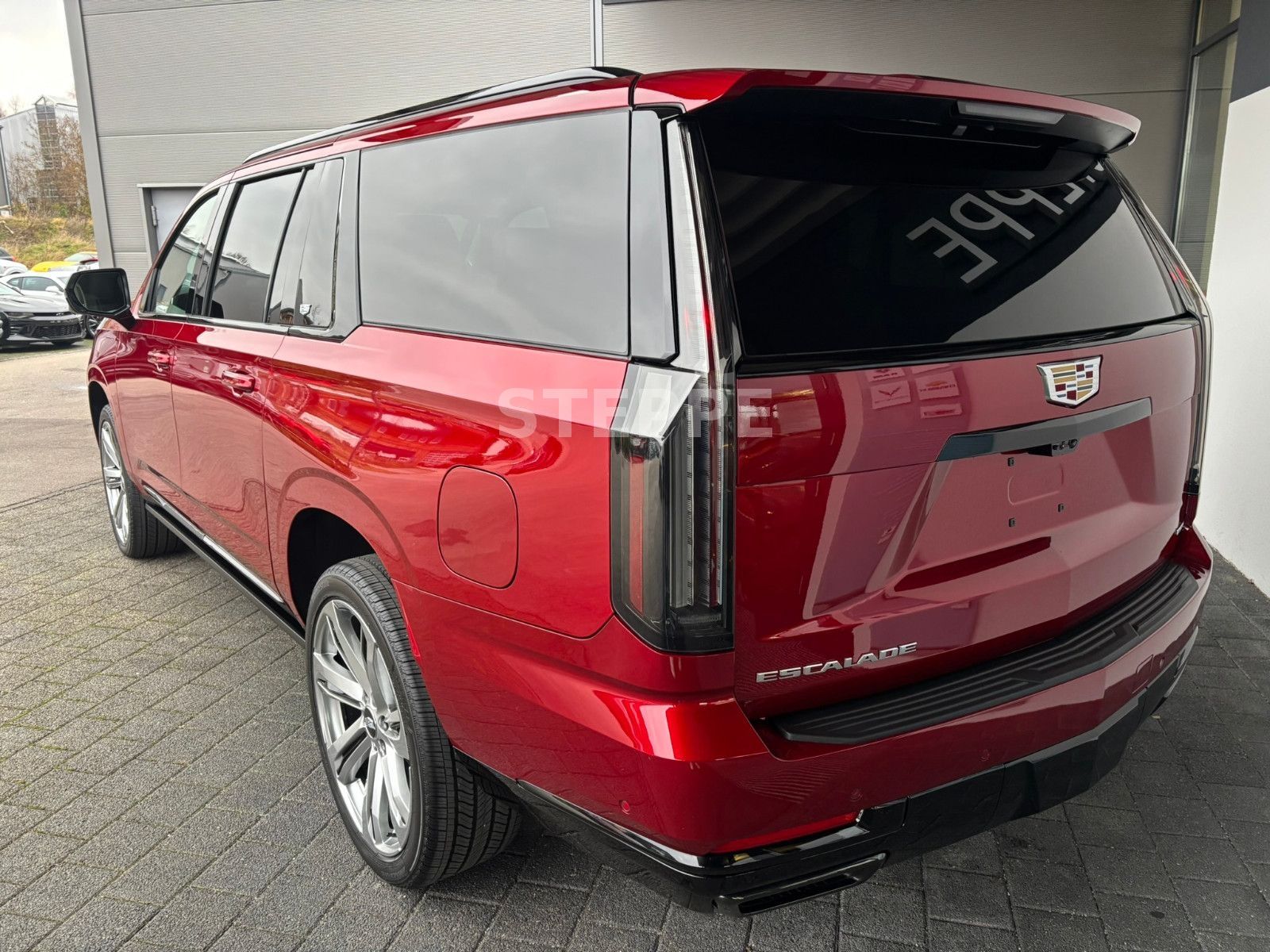 Cadillac Escalade FACELIFT MY26 6.2 V8 ESV Sport Platinum