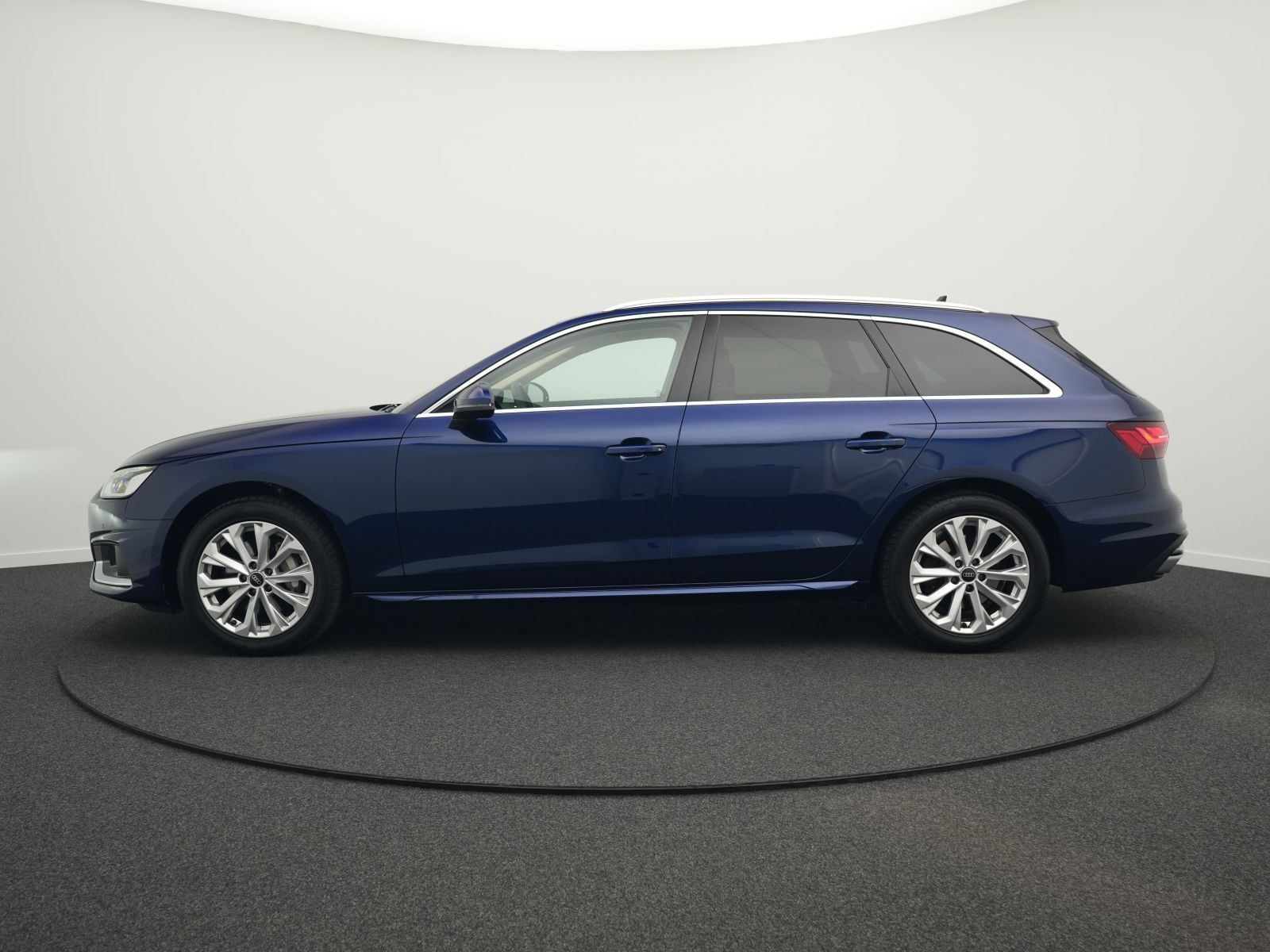 Audi A4 - Bild 11