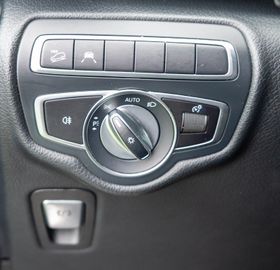 Fahrzeugabbildung Mercedes-Benz V300d 4MATIC"EDITION"STANDH.|LED|KAM|AHK|SPUR|