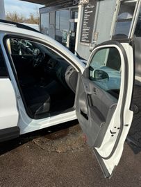 Volkswagen Tiguan - 5
