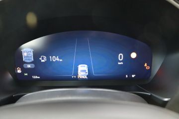 Ford Kuga ST-Line 1.5 AT AHK Navi Pano Kamera