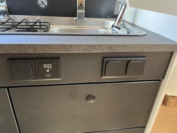 Sunlight Adventure Cliff 640 Maxi 8G ACC Digital AWT iso.