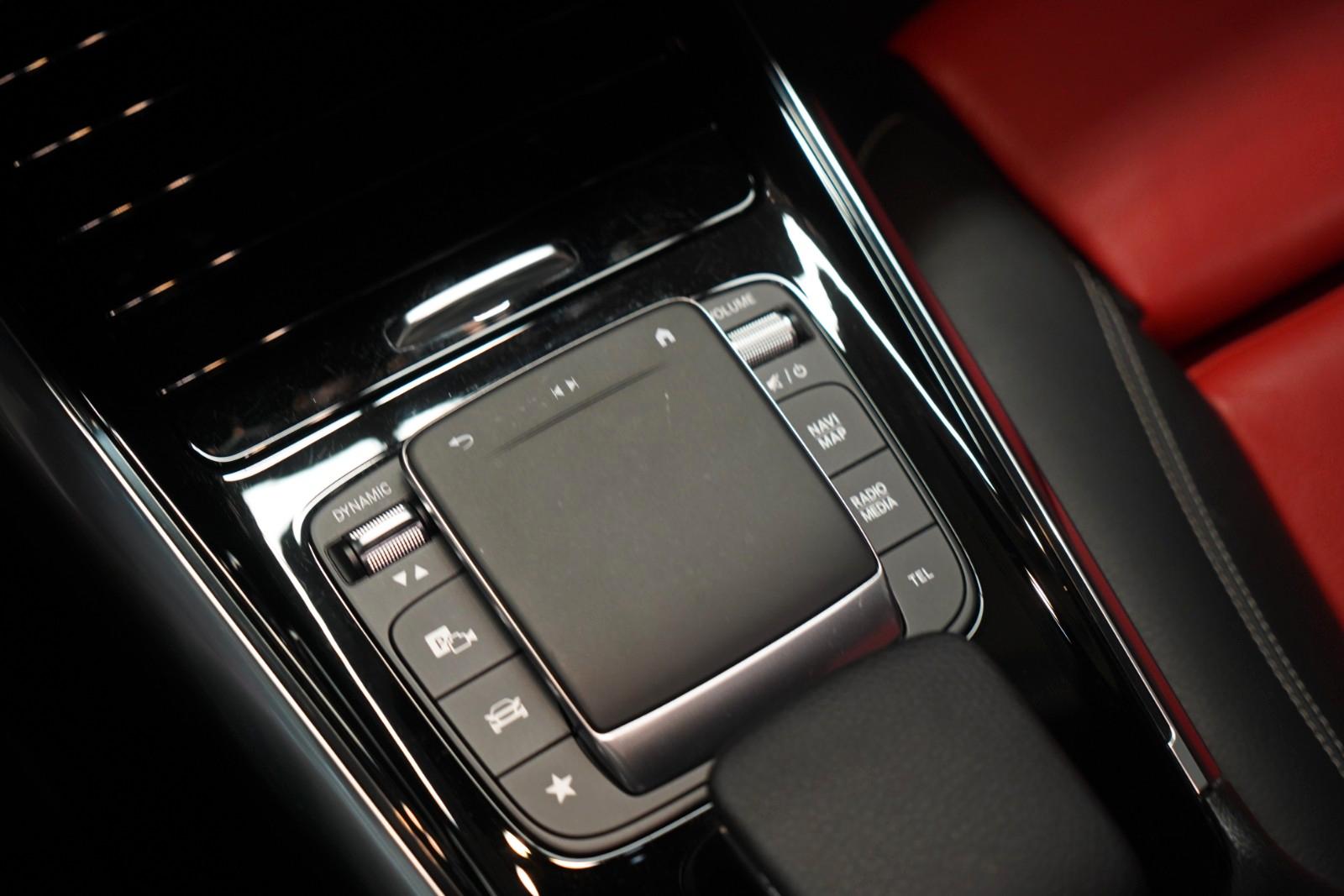 Mercedes-Benz GLA 200 AMG *2.Hand*Unfallfrei*Keyless Go*Pano*