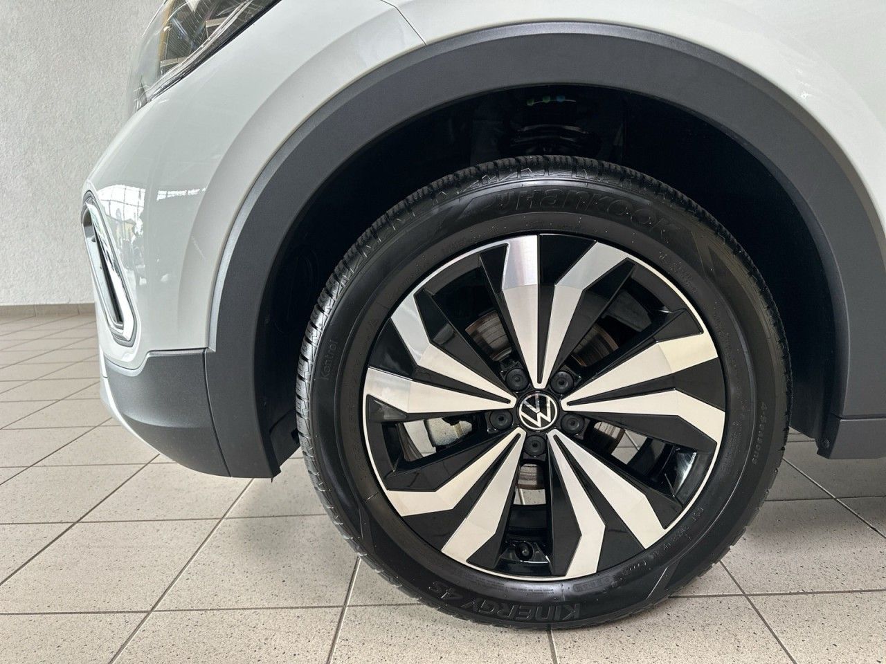 Volkswagen T-Cross 1.0 TSI Style BAA USB DAB EPH MAL SHZ RS foto 4