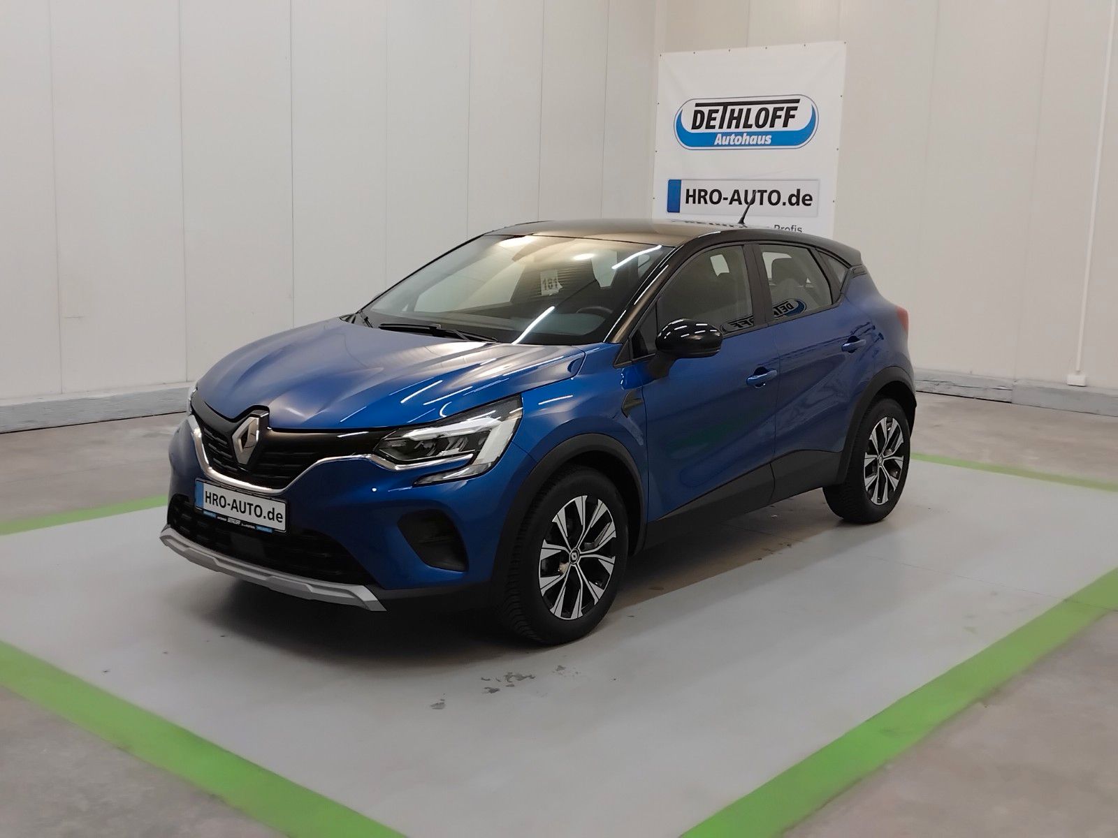 Renault Captur (06/2026, Benzin)