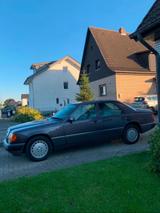 Mercedes-Benz Mercedes W124 260e - Mercedes-Benz 260: W124 260e