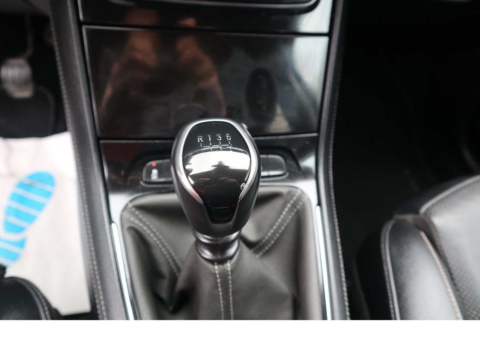 Fahrzeugabbildung Opel Grandland X Belüftete Sitze Navi Scheckheftgepf