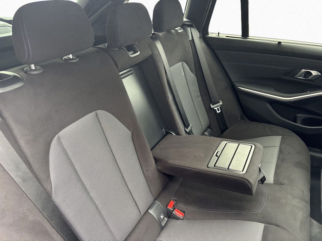 BMW 330 - Bild 14