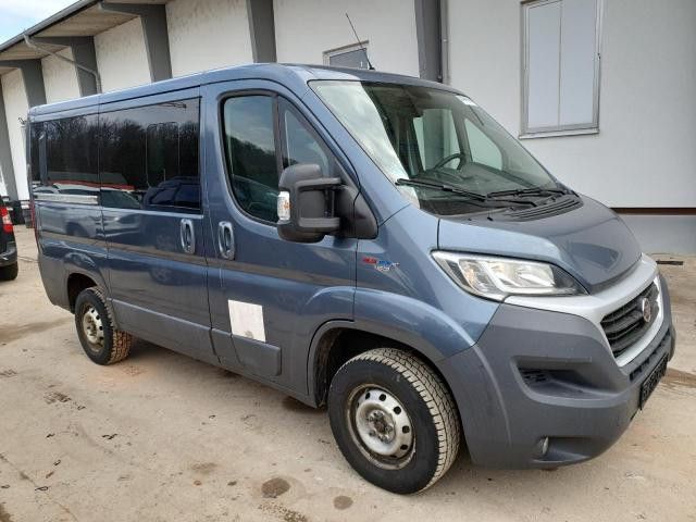 Fiat Ducato 9Sitzer Luxus AHK Fahrbereit SX LuftSitz