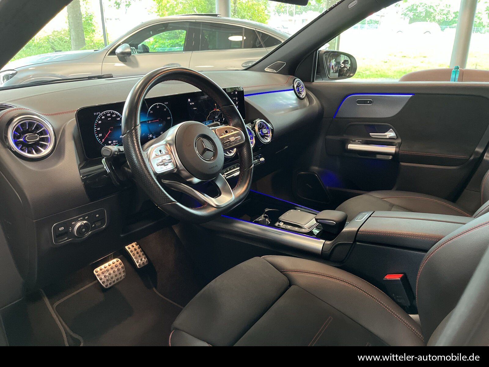 Mercedes-Benz EQA 350 4M AMG Line LED AHK PANO Night Burmester foto 9