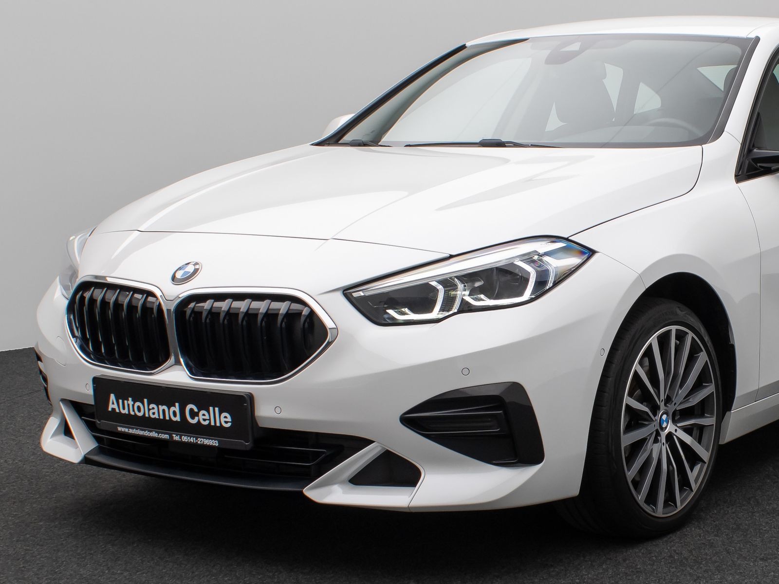 Fahrzeugabbildung BMW 220d Gran Coupé SportLine Kamera DAB HiFi Lenkrh