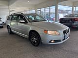 Volvo V70 2,5 T Momentum aut. 5d - Volvo V70 T5