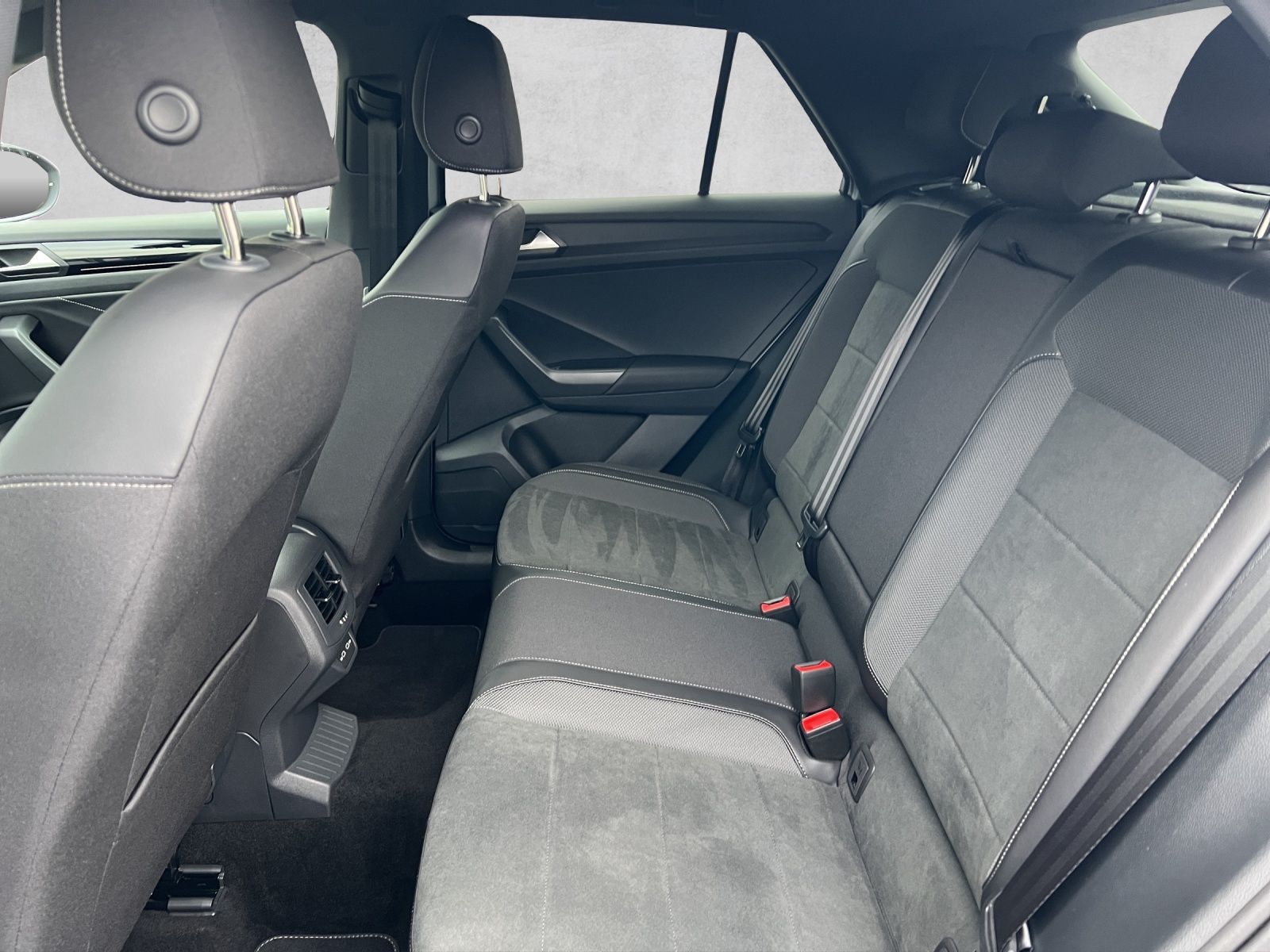 T-Roc R-Line 1.5 TSI DSG LED*Navi*ACC