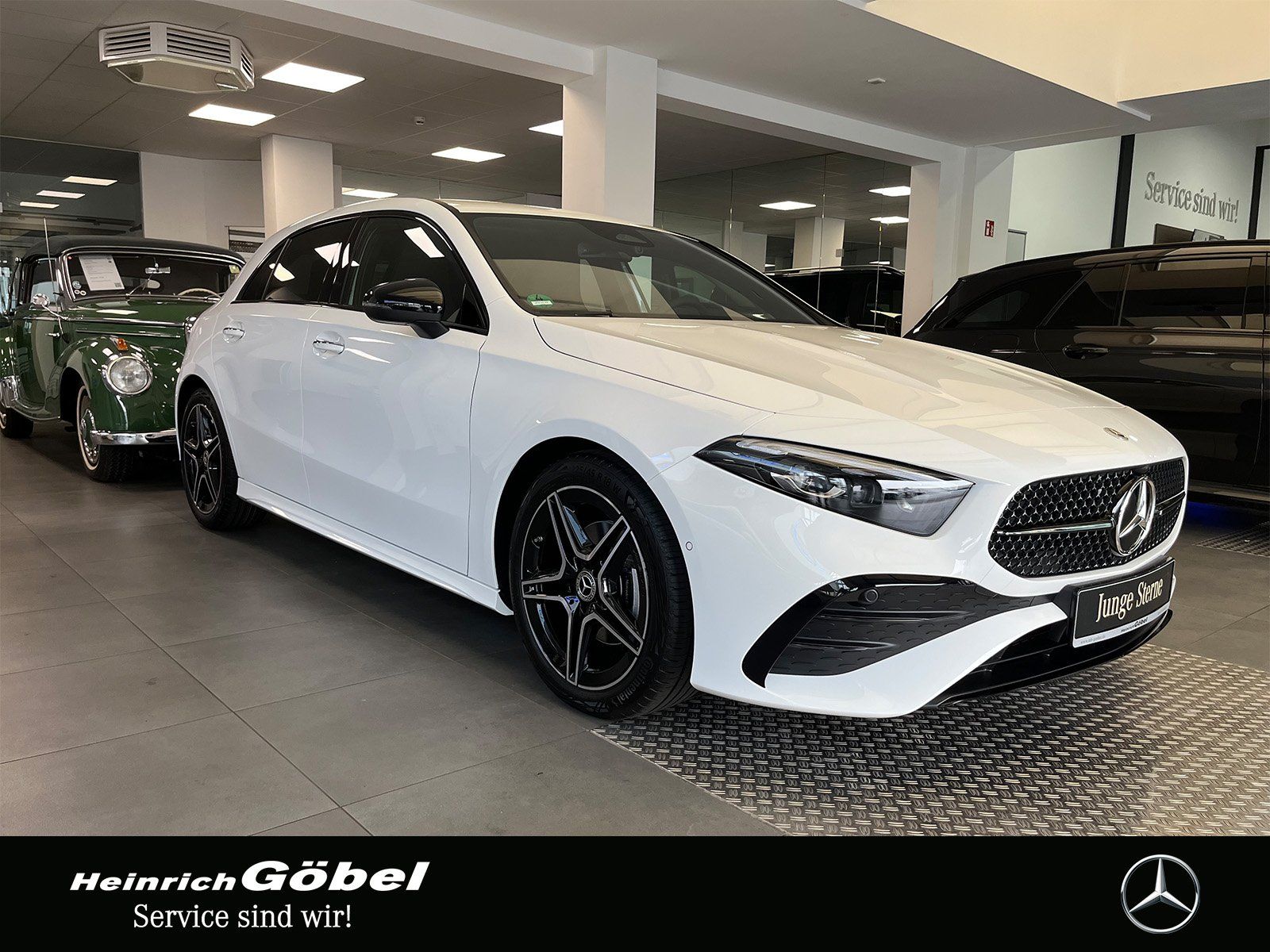 Fahrzeugabbildung Mercedes-Benz A 200 AMG+MBUX+NAVI-PREMIUM+KAMERA+AMBIENTE+LED+