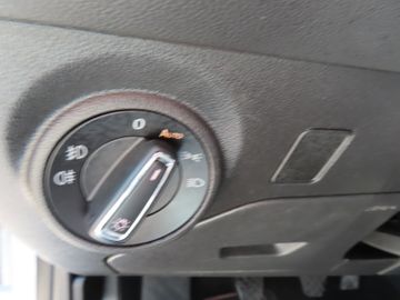 Fotografie 17 des Seat Leon ST FR 1.5 6-G AHK Pano Navi 18`