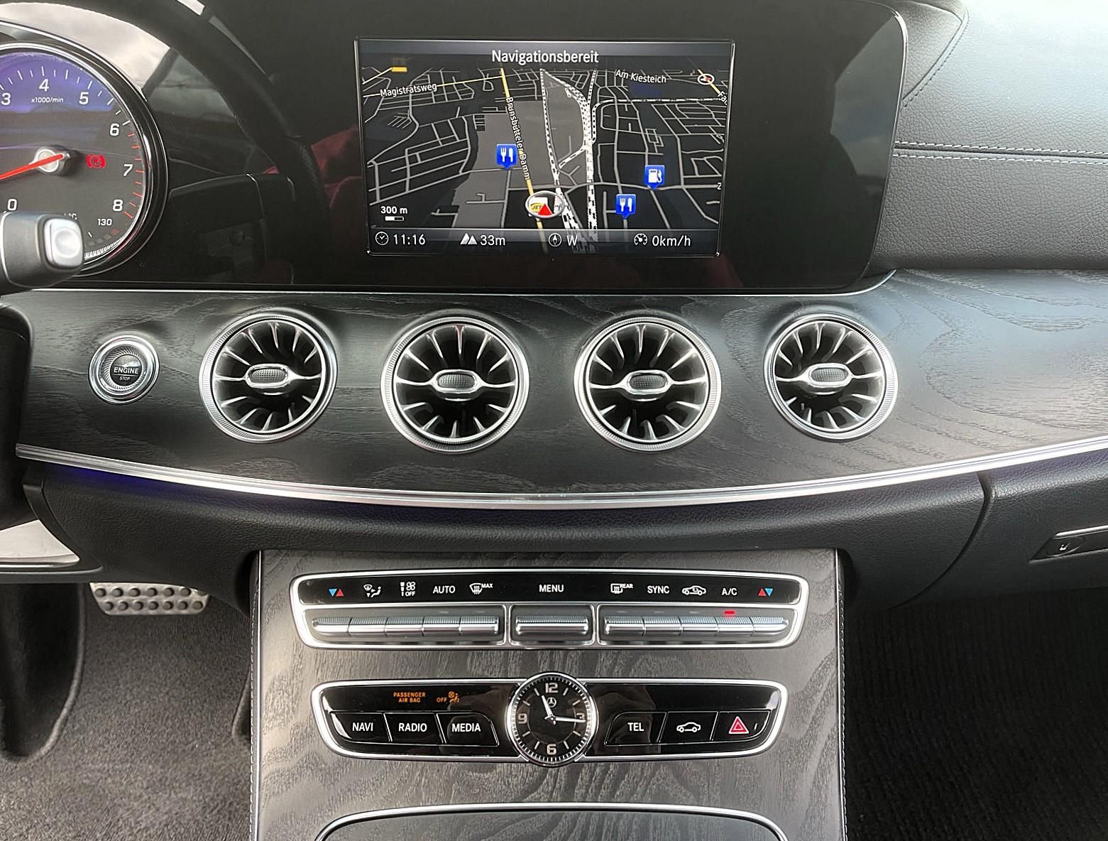Mercedes-Benz E 200 CGI Coupé 9G-Tronic AMG Line LED PANO NAVI foto 17