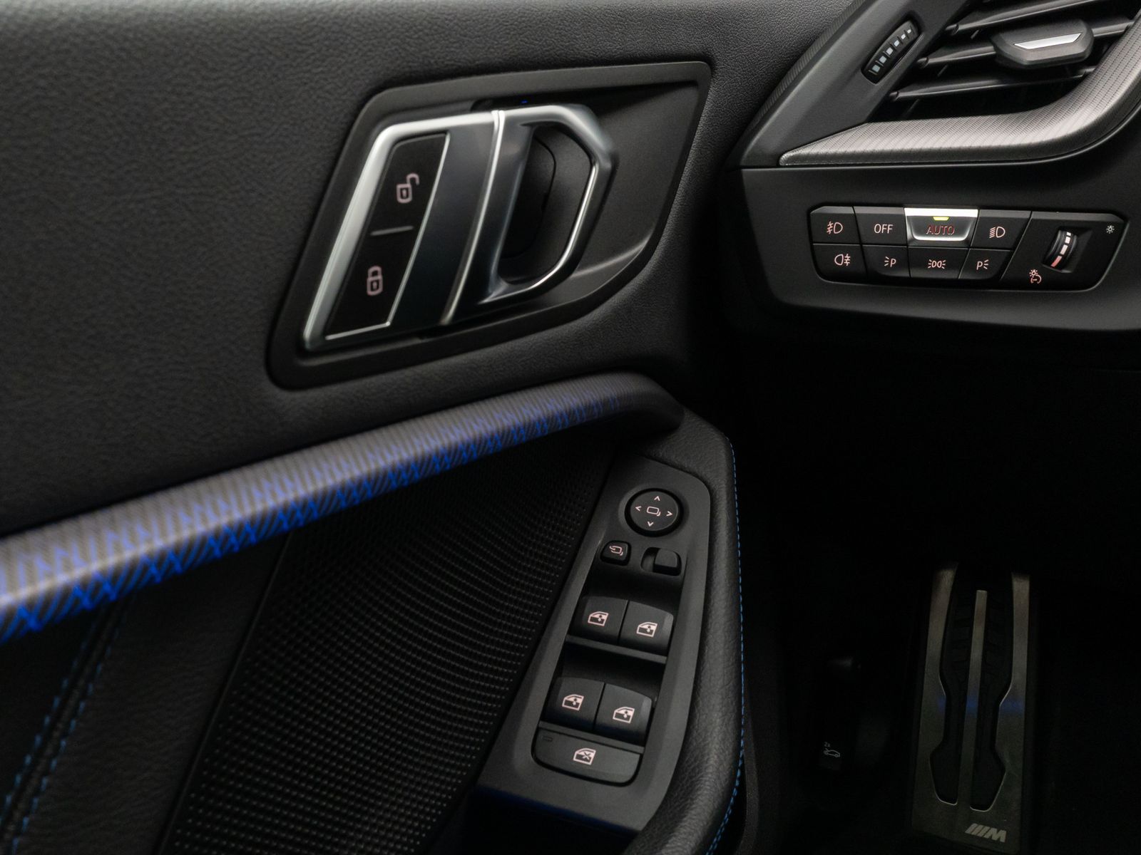 Fahrzeugabbildung BMW 218i Gran Coupé M Sport DAB CockPitPr PDC Komfor