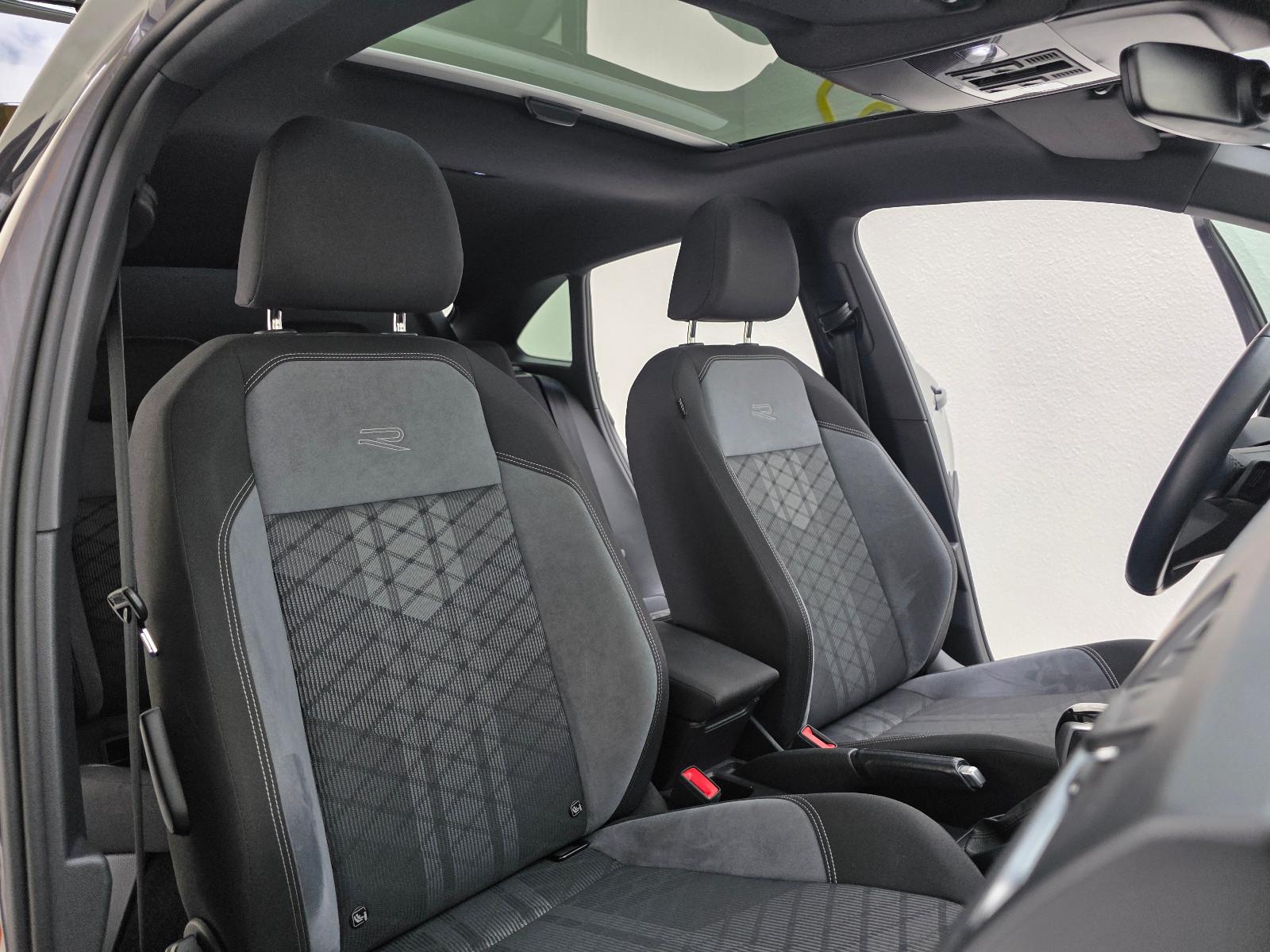 Volkswagen Taigo R-Line Black-Style Panorama IQ-Drive, миниатюра 20