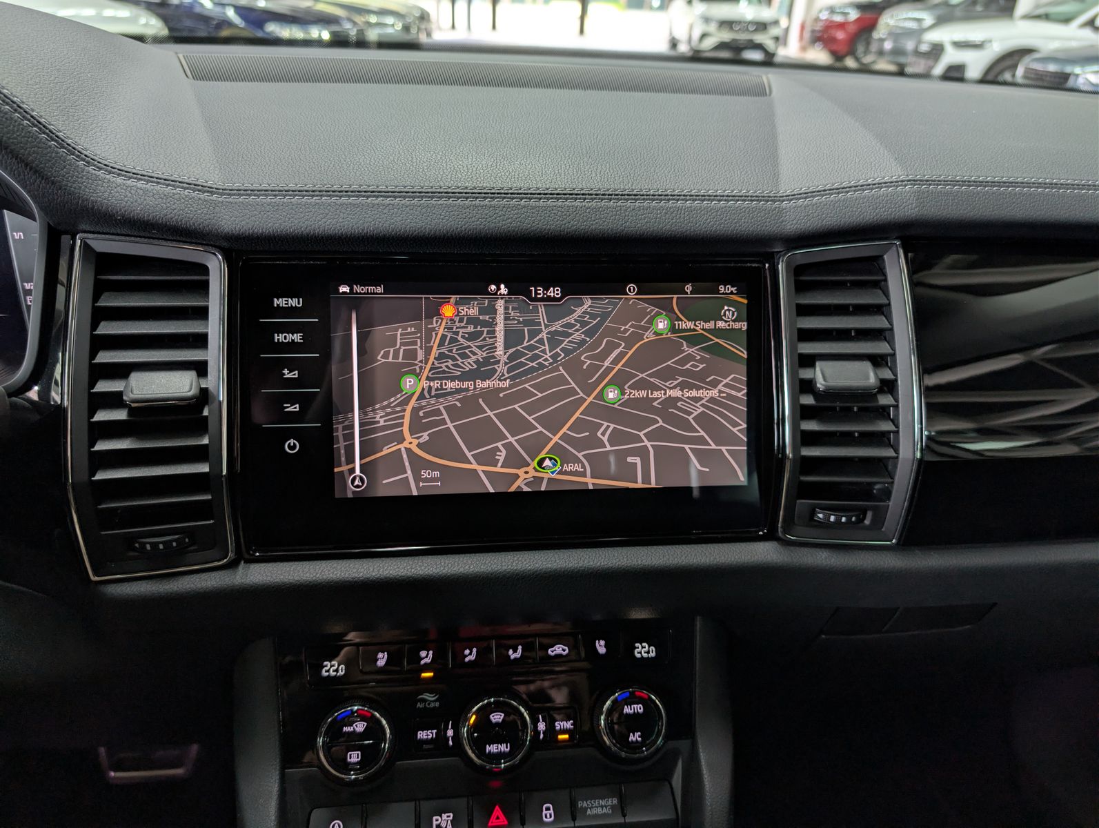 Fahrzeugabbildung SKODA Kodiaq L&amp;K 4x4 CANTON LEDER 360° ACC MEMO VIRT