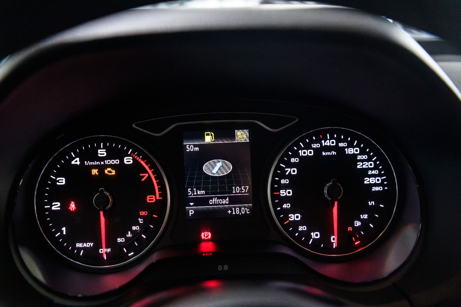 Fahrzeugabbildung Audi Q2 35 TFSI S tronic LED/SZH/NAVI