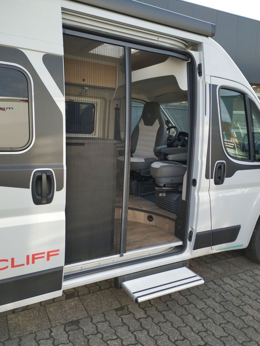 Fahrzeugabbildung Sunlight Adventure Cliff 600 Automatik, Dörr Edition, LTE