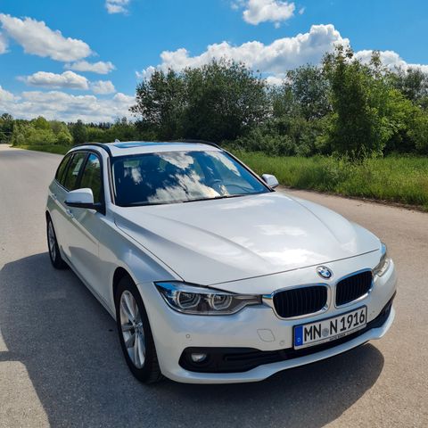 BMW 320d Touring Advantage Automatic 