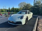 Porsche 911 Carrera Coupé Mod. 992.2 shadegreenmetallic  - Porsche Jahreswagen: 911