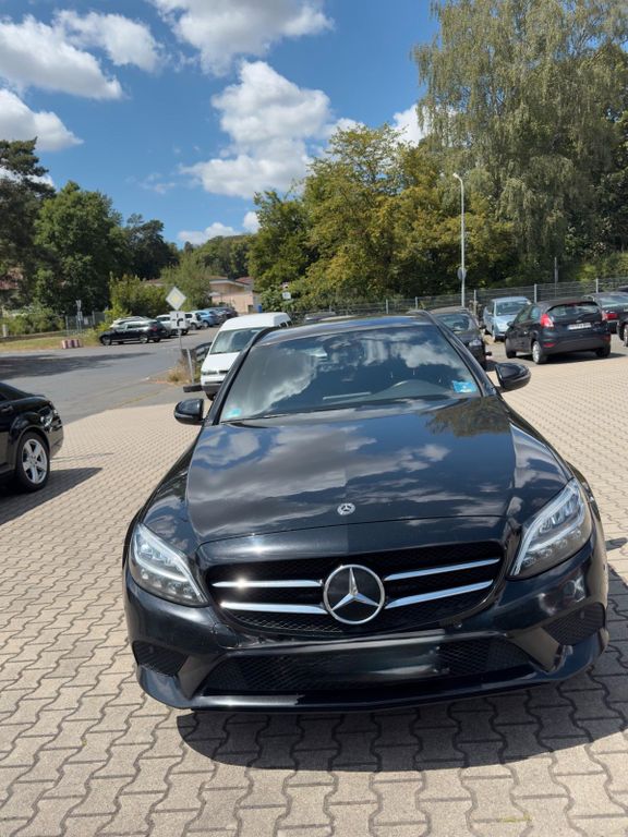 Image of Mercedes-Benz C 300