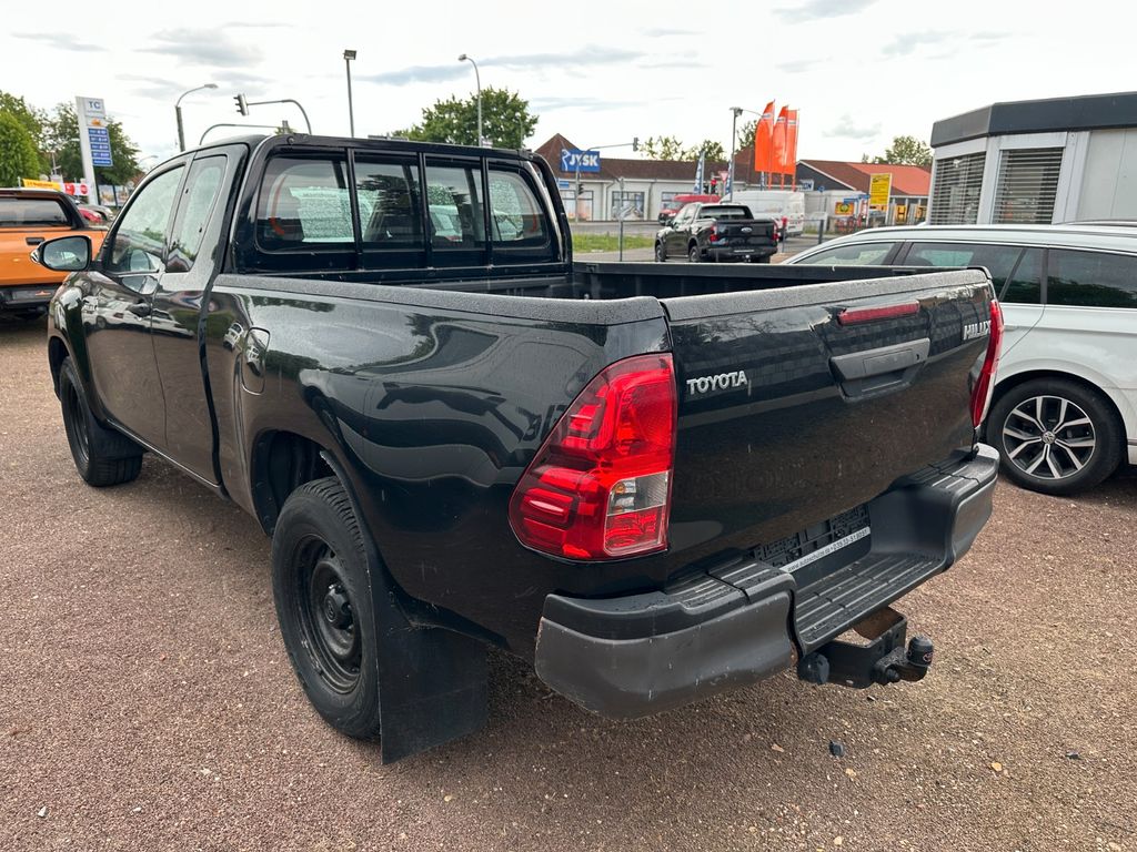 Image of Toyota Hilux