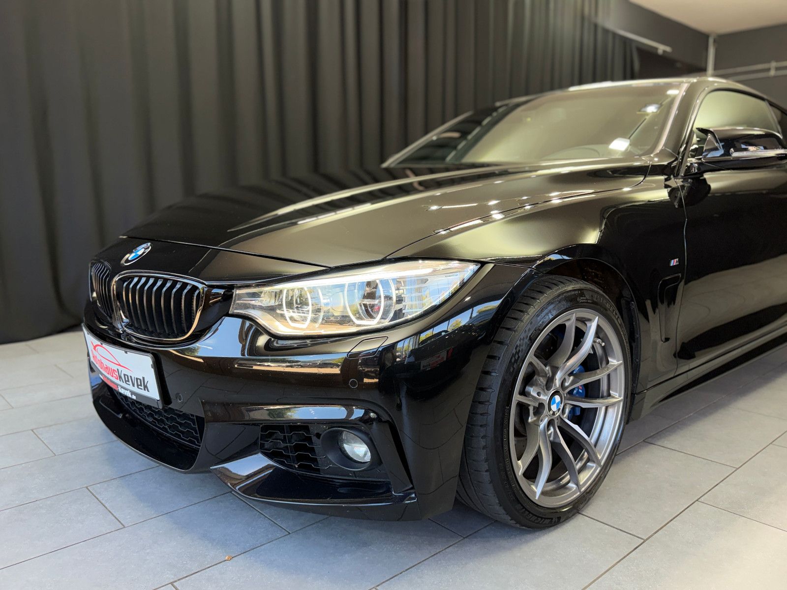 Fahrzeugabbildung BMW 435 i Coupe|SCHALTER|M-Performance|HIFI|LEDER