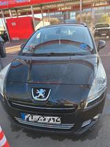 Peugeot 5008 7 Sitzplätze - Peugeot e-5008