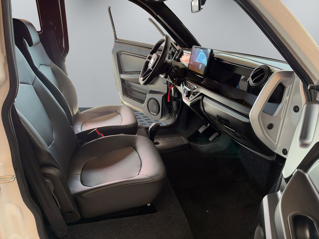 Ligier Myli R.EBEL V3 Max-Kamera- Appel Car-Play – Bild 12 von 16