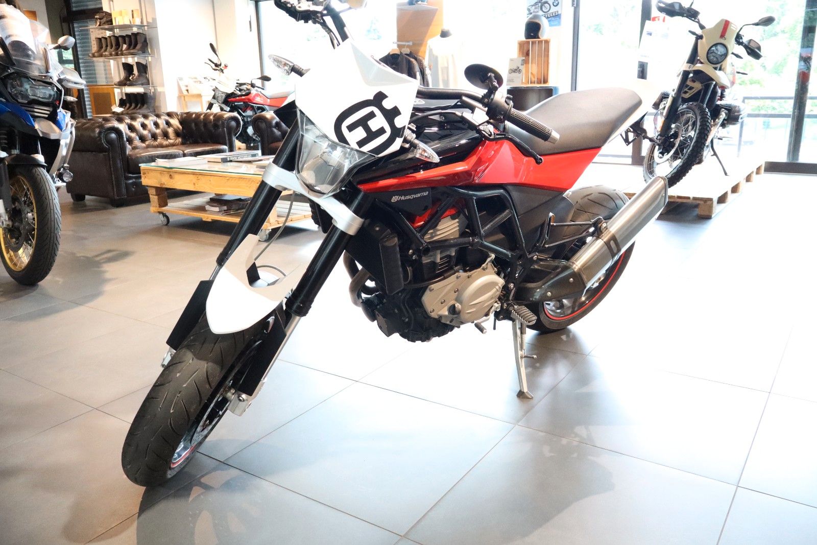 Fahrzeugabbildung Husqvarna Nuda 900R