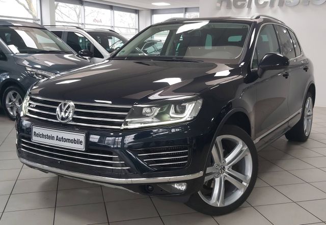 Volkswagen Touareg 3.0 V6 TDI R-LINE MEMORY ACC AHK STANDH.