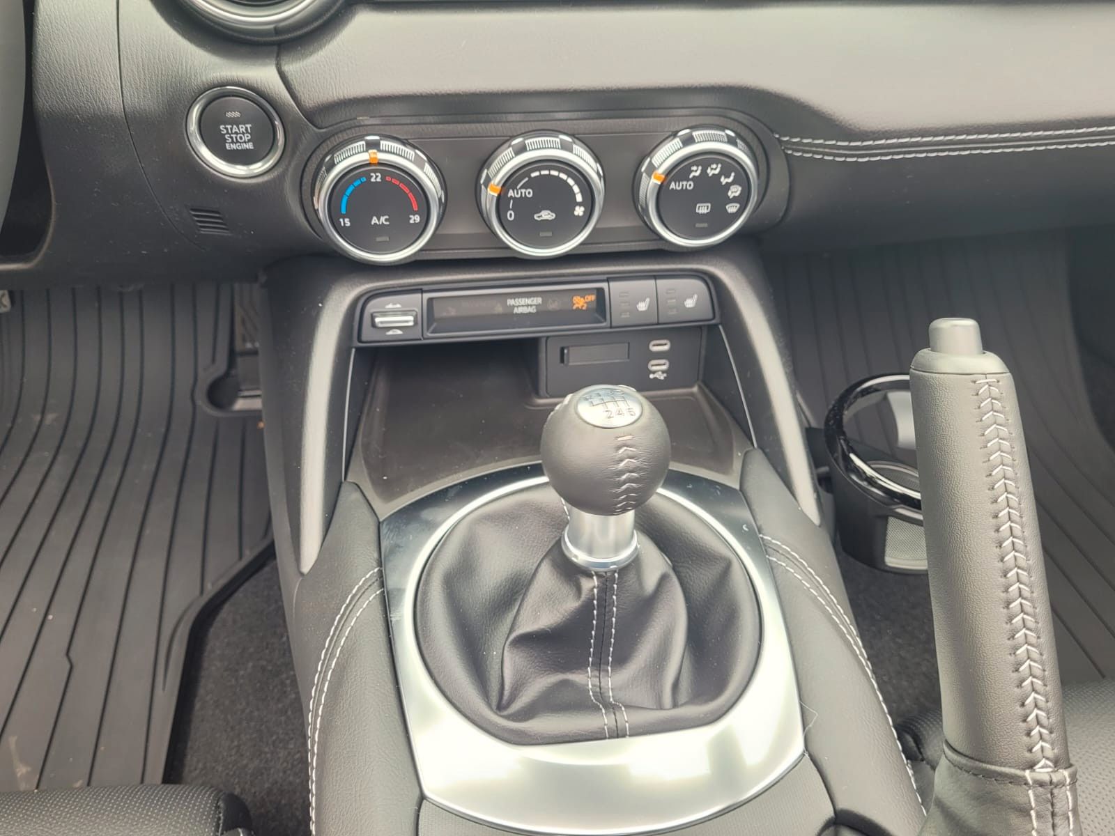 Mazda MX-5 (05/2026, Benzin)