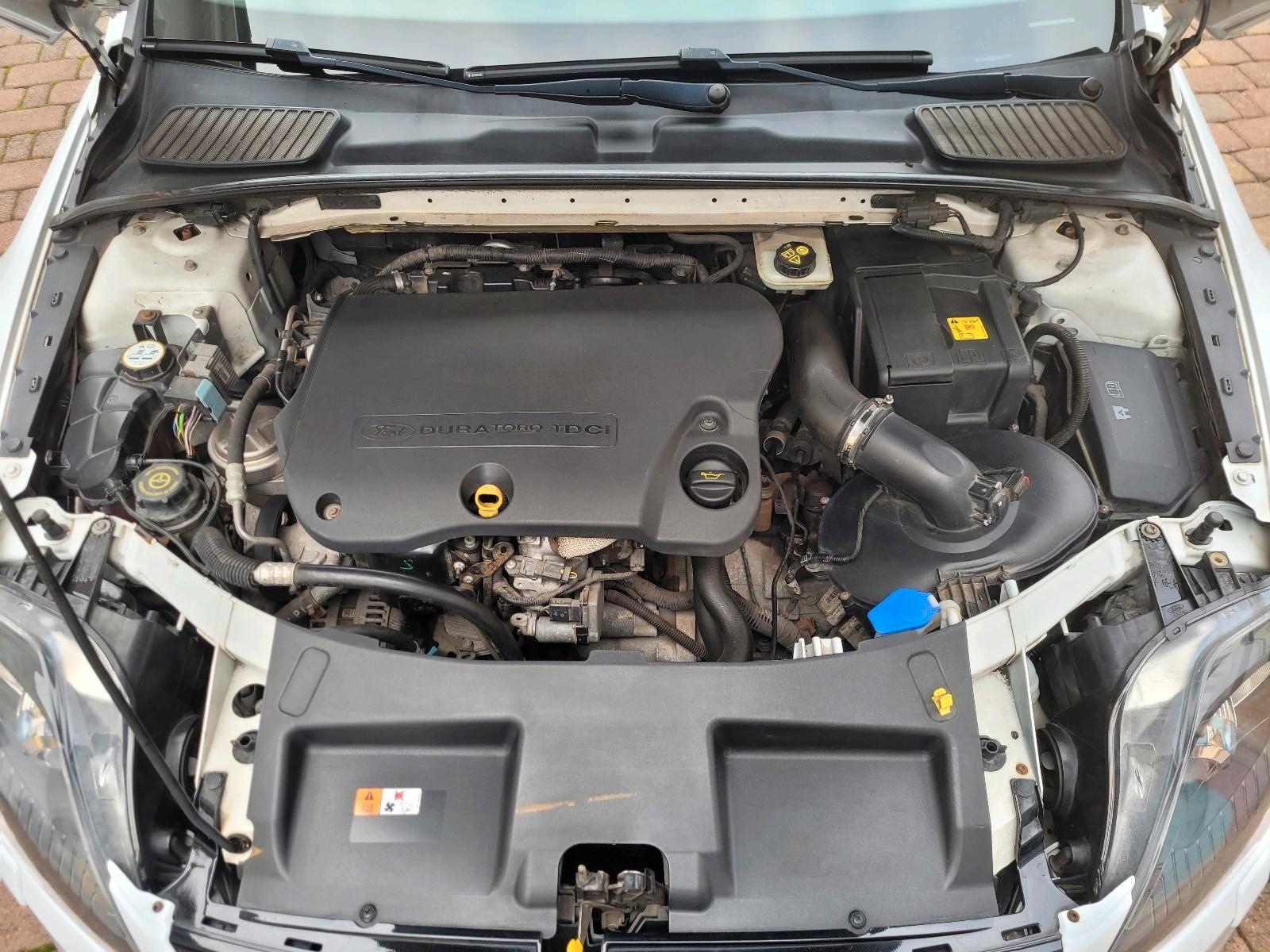 Ford Mondeo 2013 — photo 10