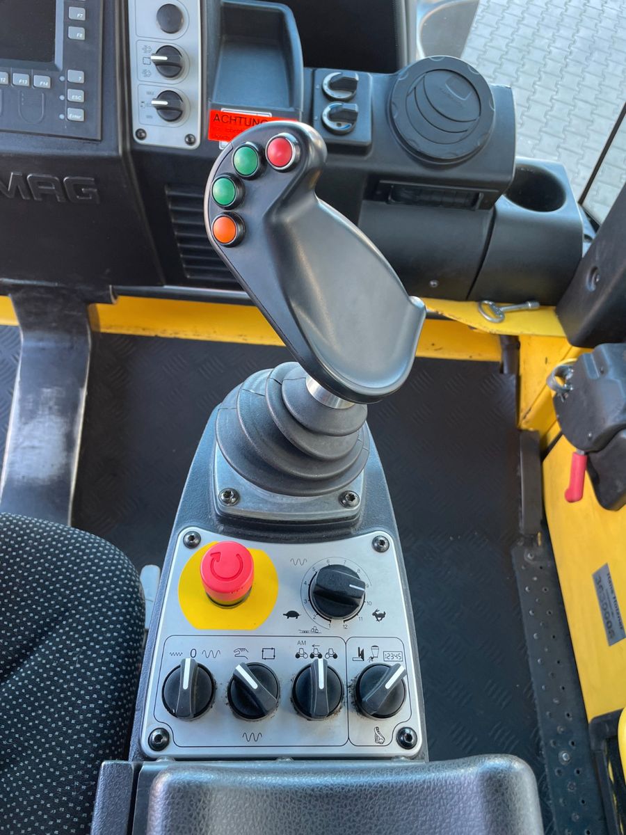 Fahrzeugabbildung BOMAG BW 154 AP-4i AM / nur 731h / Asphalt Manager
